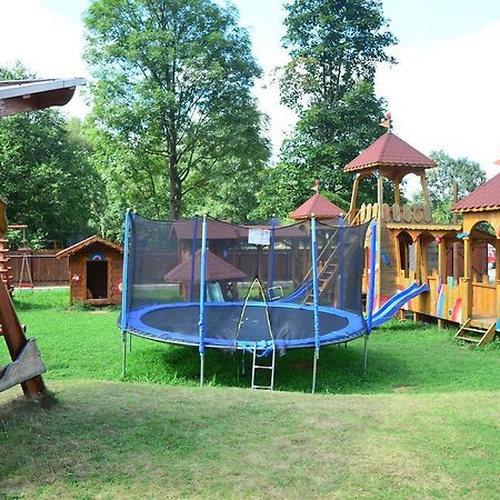 Pensiunea Sequoia Клуж-Напока Екстериор снимка