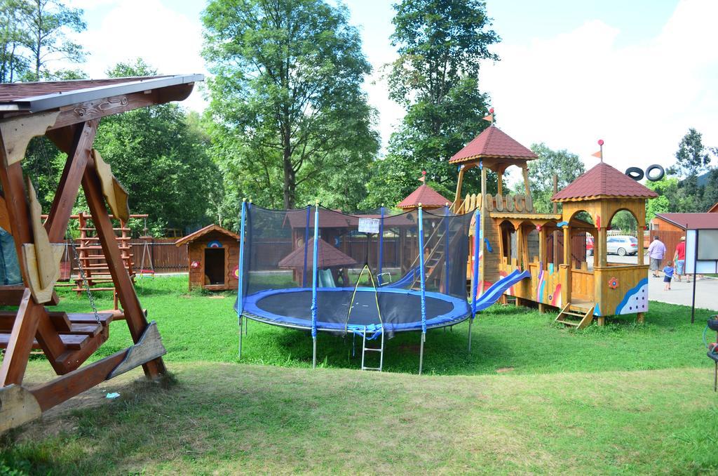 Pensiunea Sequoia Клуж-Напока Екстериор снимка